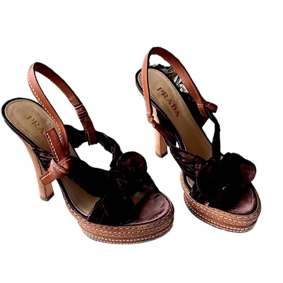 Woman's Prada platform heels size 36 1/2 - Picture 4 of 5